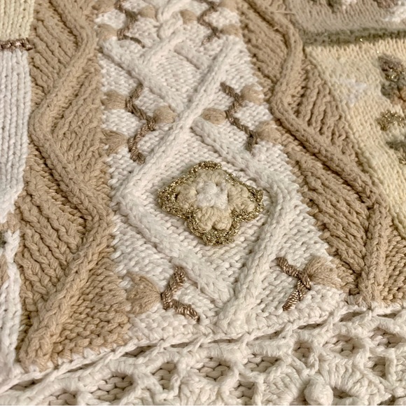 v i n t a g e ::  Oversized Floral Embroidered Cable Knit Granny Sweater - Picture 10 of 12